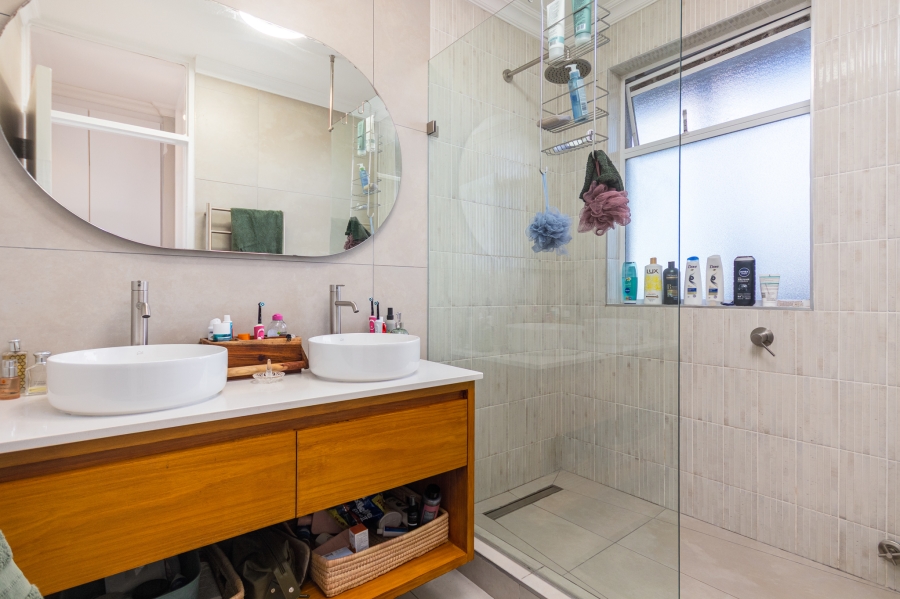 2 Bedroom Property for Sale in Wynberg Upper Western Cape